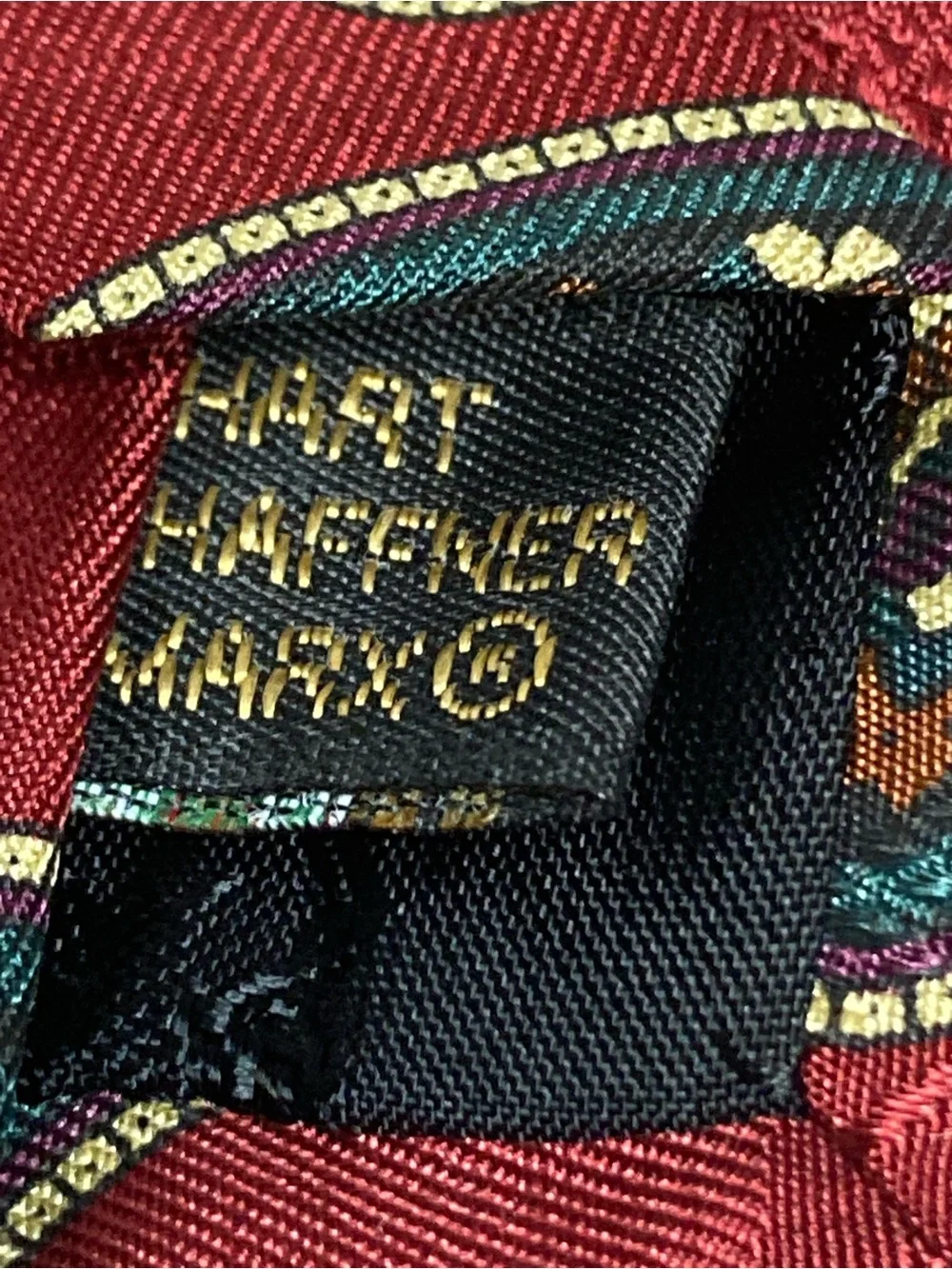 Hart Schaffner Marx Vintage Handmade in ITALY Silk Tie Mens Red Gold Paisley